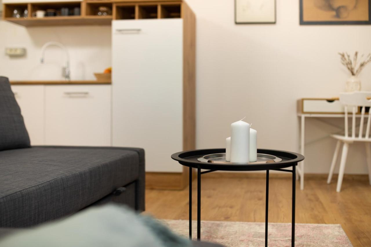 Double Oak Apartment غييكا المظهر الخارجي الصورة